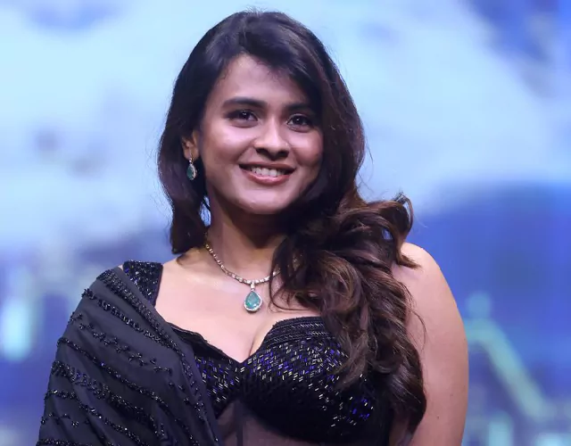 Actress Hebah Patel Pictures